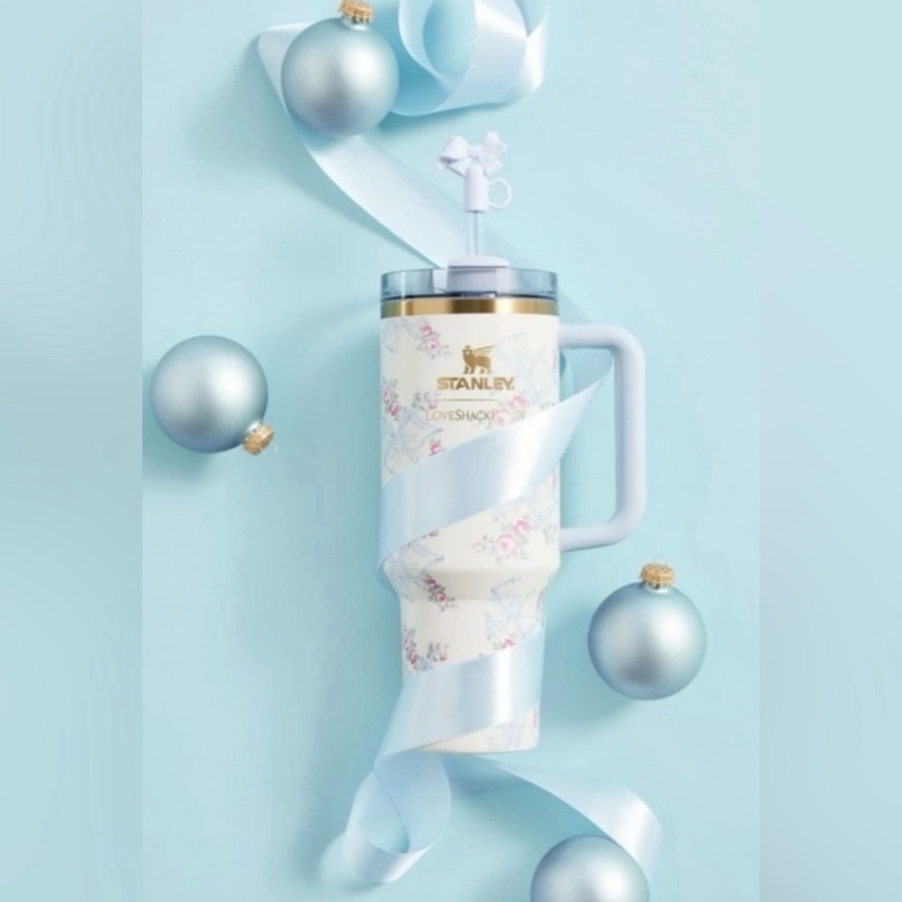 Love Shack Fancy Stanley - Beaux Blue 40 oz. Sold out!